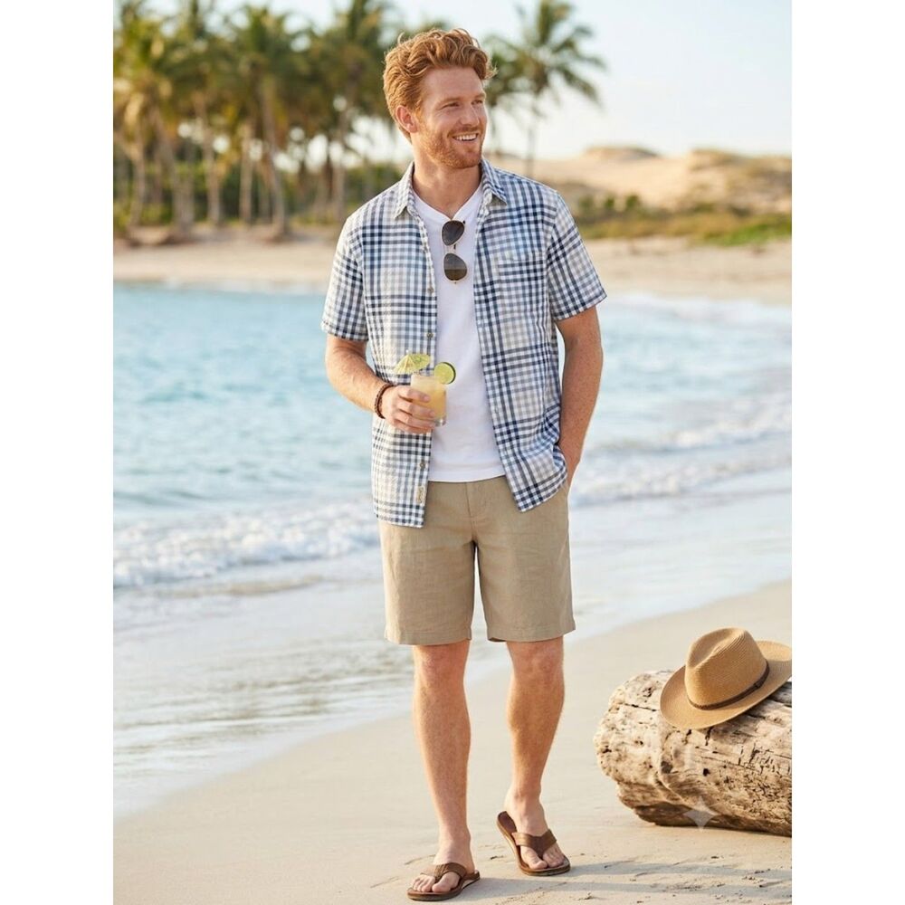 Red head brand co. Men's Short-Sleeve Plaid Button-Up Shirt in Blue and White L
